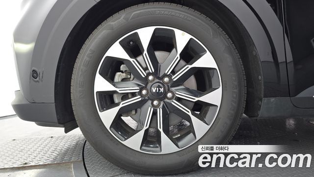 Kia Carnival (IV) Gasoline 7-Seater Signature 2021 — фото 5
