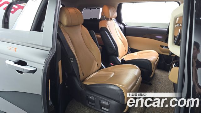 Kia Carnival (IV) Gasoline 7-Seater Signature 2021 — фото 13