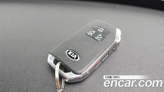 Kia Carnival (IV) Gasoline 7-Seater Signature 2021 — фото 18