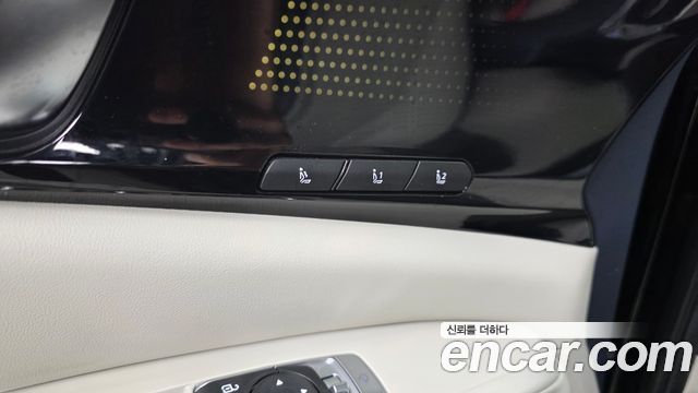 Kia Carnival (IV) HEV 9seater Signature 2024 — фото 34