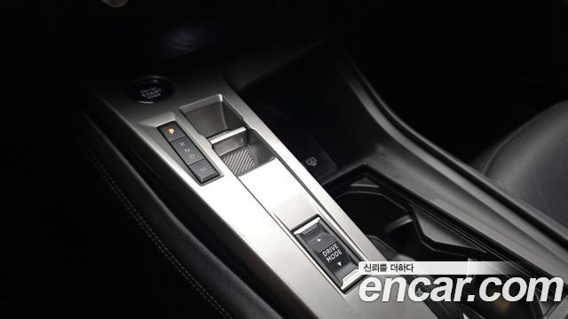 Peugeot 408 1.2 Pure Tech Allure 2023 — фото 9