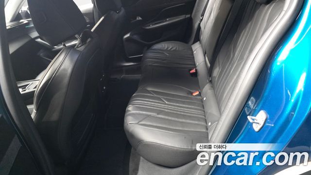 Peugeot 408 1.2 Pure Tech Allure 2023 — фото 11