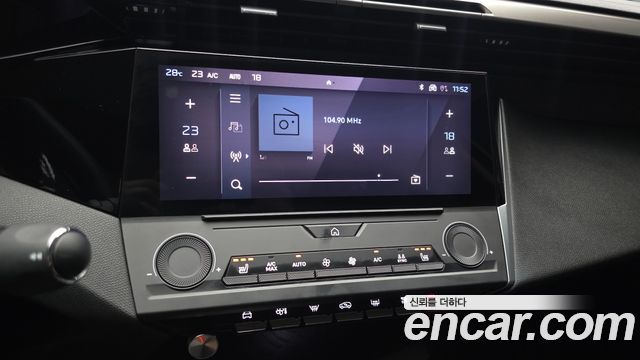 Peugeot 408 1.2 Pure Tech Allure 2023 — фото 15