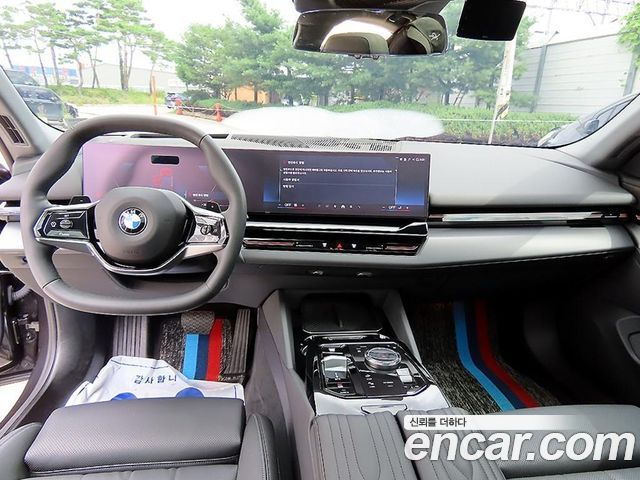BMW 5 Series (G60) 520i 2024 — фото 7