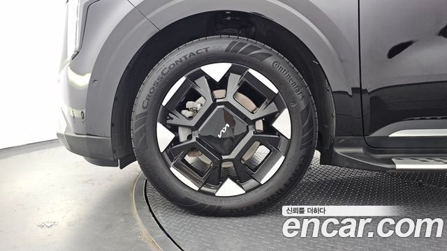 Kia Carnival (IV) HEV 9-Seater Hi-Limousine Signature 2025 — фото 5