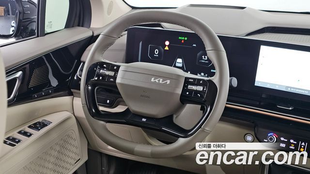 Kia Carnival (IV) HEV 9-Seater Hi-Limousine Signature 2025 — фото 17