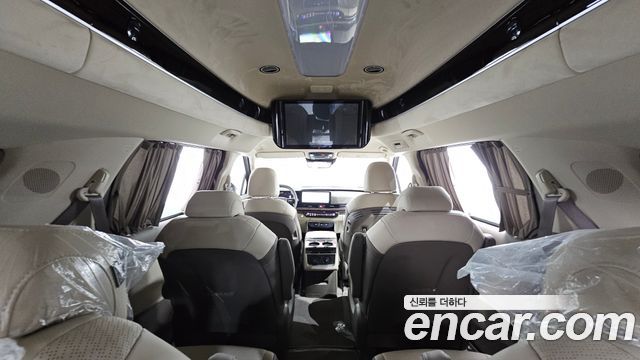 Kia Carnival (IV) HEV 9-Seater Hi-Limousine Signature 2025 — фото 20
