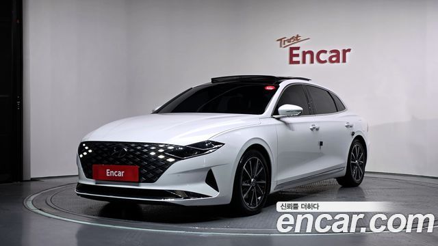 Hyundai Grandeur (IG) 3.0 LPi Rent Car Premium