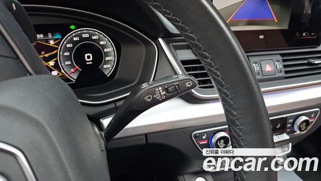 Audi Q5 (FY) 40 TDI Quattro 2022 — фото 18