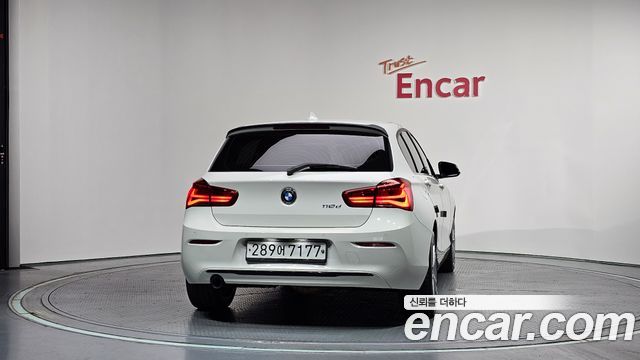 BMW 1 Series (F20) 118d Sport 5Door 2019 — фото 4