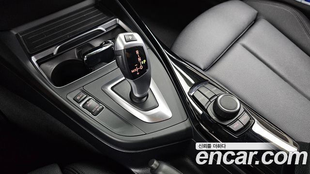 BMW 1 Series (F20) 118d Sport 5Door 2019 — фото 9