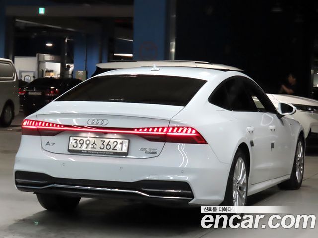Audi A7 (4K) 45 TDI Quattro Premium 2021 — фото 4