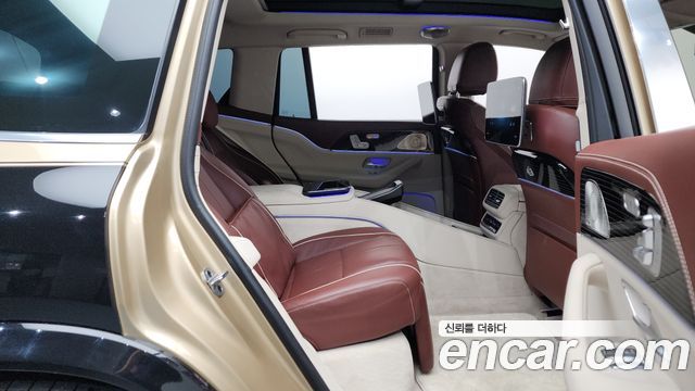 Mercedes-Benz GLS-Class (X167) Maybach GLS600 4MATIC Manufakur 2023 — фото 11