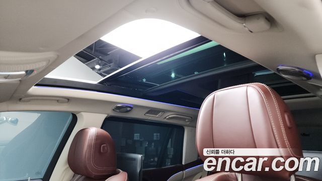 Mercedes-Benz GLS-Class (X167) Maybach GLS600 4MATIC Manufakur 2023 — фото 18