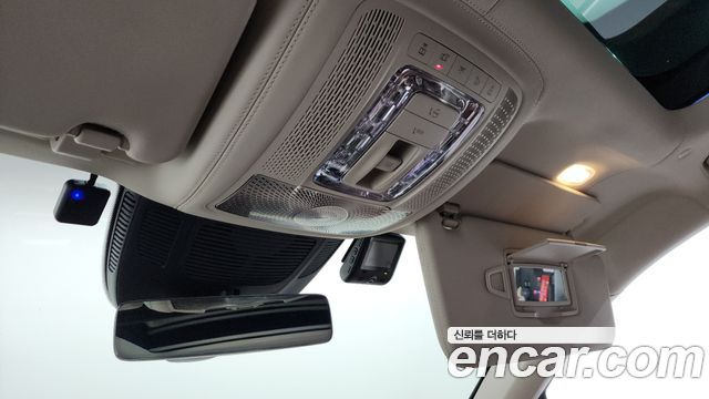 Mercedes-Benz GLS-Class (X167) Maybach GLS600 4MATIC Manufakur 2023 — фото 29