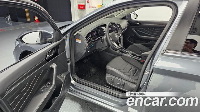 Volkswagen Jetta (VII) 1.5 TSI Prestige 2023 — фото 10