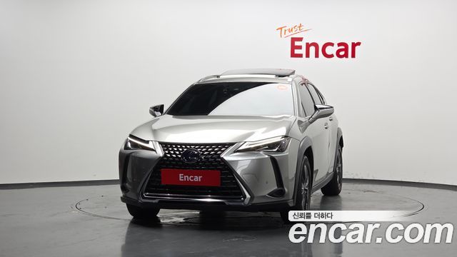 Lexus UX250h 2.0 2WD 2020 — фото 3