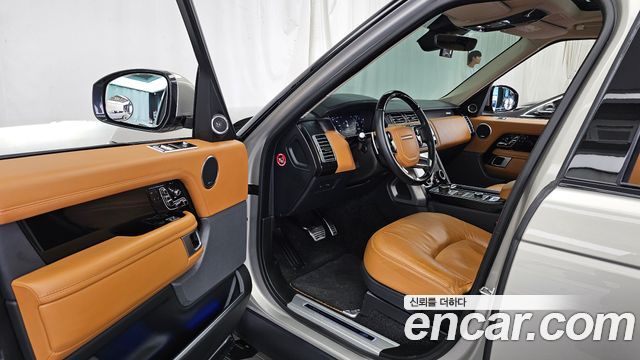 Land Rover Range Rover (IV) 5.0 SC Range Rover Fifty 2021 — фото 10