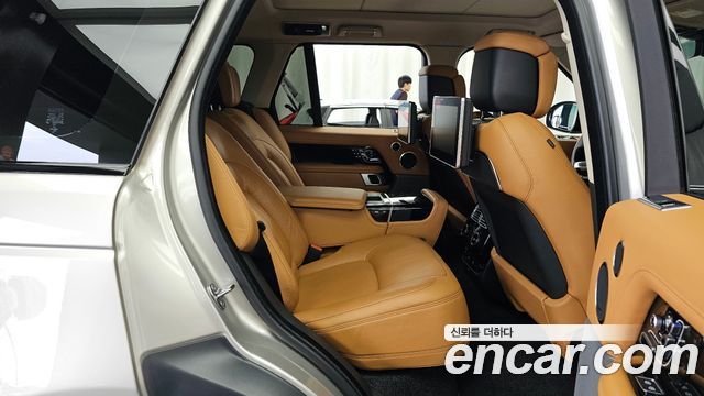Land Rover Range Rover (IV) 5.0 SC Range Rover Fifty 2021 — фото 12
