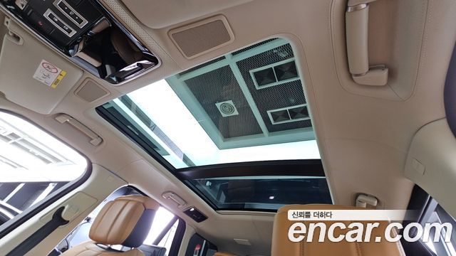 Land Rover Range Rover (IV) 5.0 SC Range Rover Fifty 2021 — фото 19