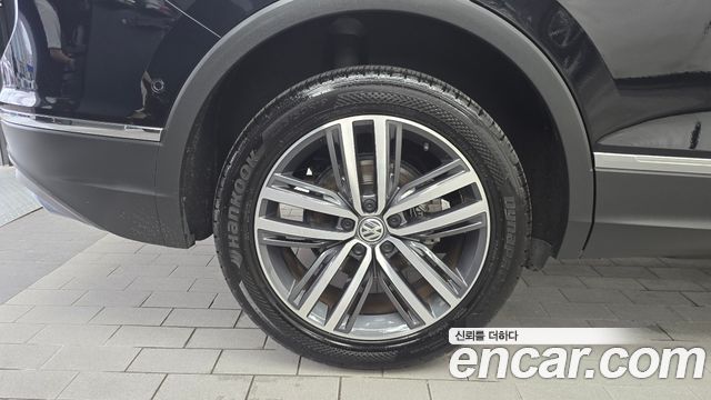 Volkswagen Tiguan Allspace 2.0 TDI Prestige 2020 — фото 5