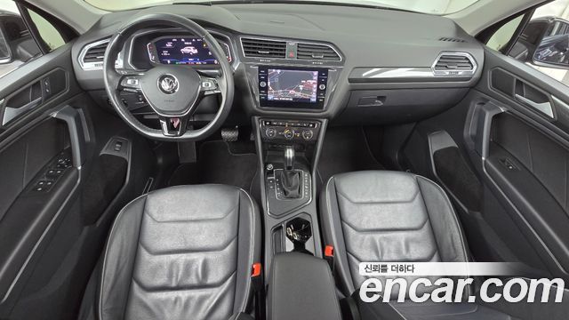 Volkswagen Tiguan Allspace 2.0 TDI Prestige 2020 — фото 7