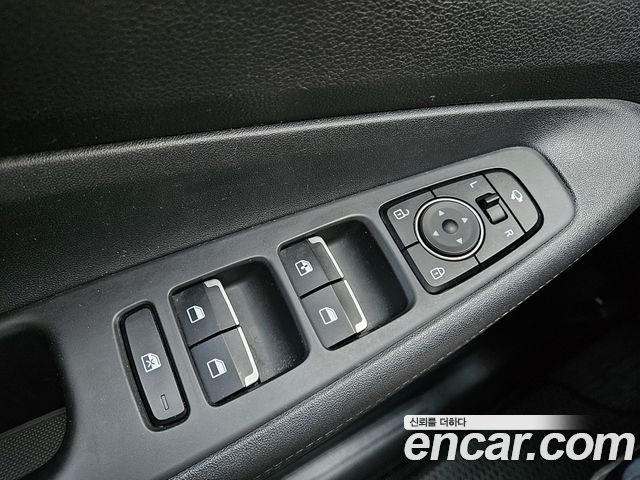 Hyundai Santa Fe Diesel 2.2 2WD Premium Choice 2021 — фото 17