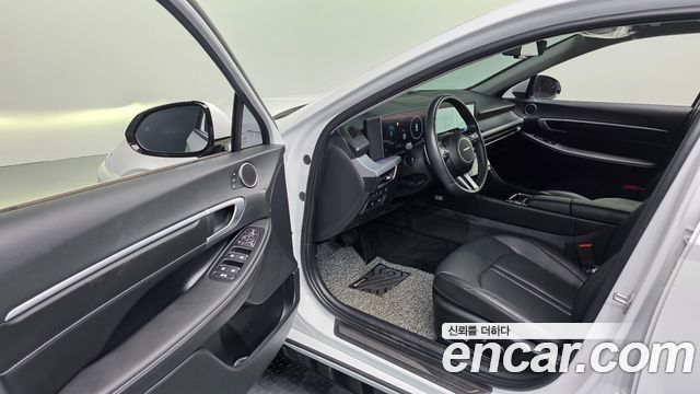 Hyundai Sonata The Edge (DN8) 2.0 Exclusive 2024 — фото 10