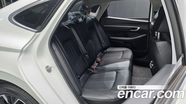 Hyundai Sonata The Edge (DN8) 2.0 Exclusive 2024 — фото 11