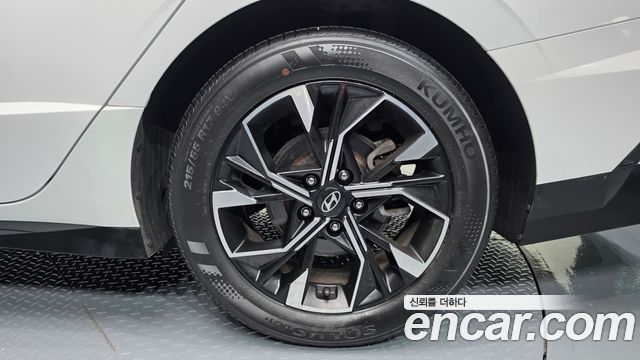 Hyundai Sonata The Edge (DN8) 2.0 Exclusive 2024 — фото 21