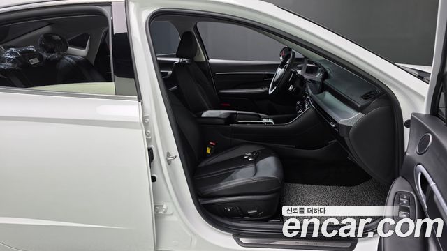 Hyundai Sonata The Edge (DN8) 2.0 Exclusive 2024 — фото 26