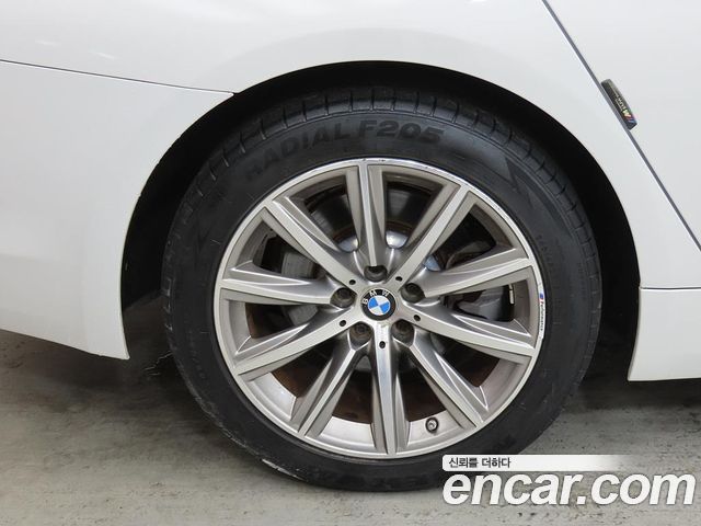 BMW 5 Series (G30) 520i Luxury 2018 — фото 24