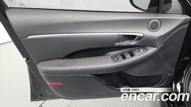Hyundai Sonata (DN8) 2.0 Premium 2021 — фото 24