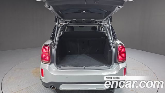 MINI Cooper Countryman Classic Plus Launch Pack 2nd Gen 2023 — фото 39