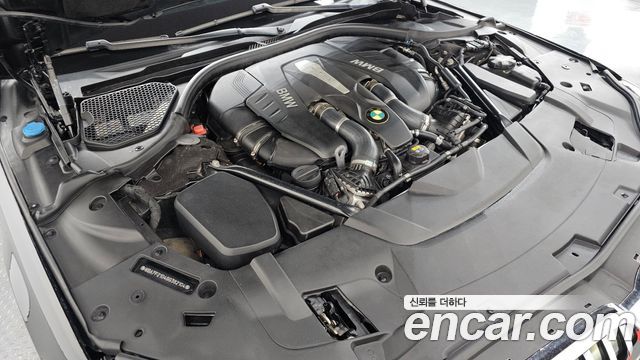 BMW 7 Series (G11) 750Li xDrive Luxury 2016 — фото 6