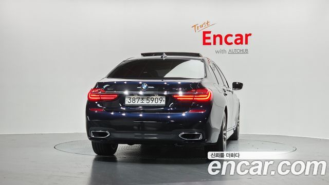 BMW 7 Series (G11) 740Li xDrive M Sport Package 2017 — фото 4