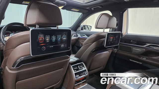 BMW 7 Series (G11) 740Li xDrive M Sport Package 2017 — фото 18
