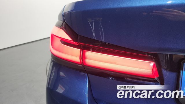 BMW 5 Series (G30) 530i M Sport Package 2021 — фото 23