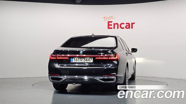BMW 7 Series (G11) 745e iPerformance Design Pure Excellence 2021 — фото 4