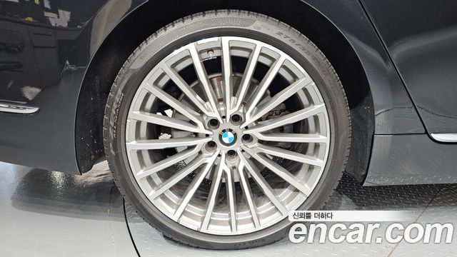 BMW 7 Series (G11) 745e iPerformance Design Pure Excellence 2021 — фото 5