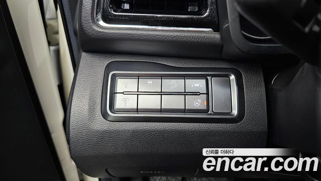 KG Mobility (SsangYong) Very New Tivoli Gasoline 1.5 2WD V3 2022 — фото 19