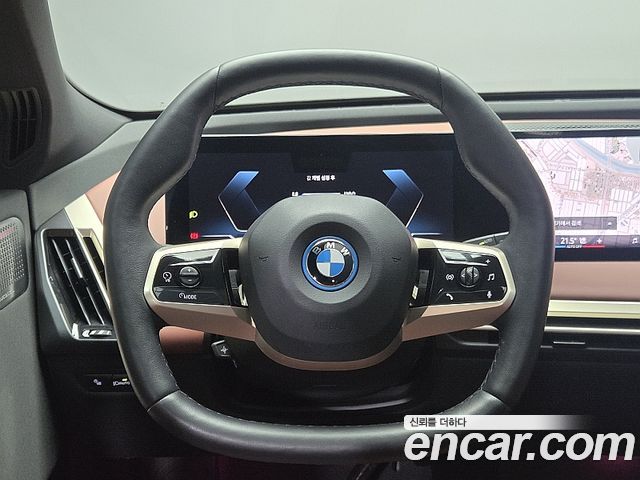BMW iX xDrive50 Sports Plus 2024 — фото 20