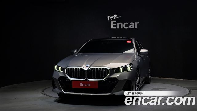BMW 5 Series (G60) 530i xDrive M Sport 2025 — фото 3