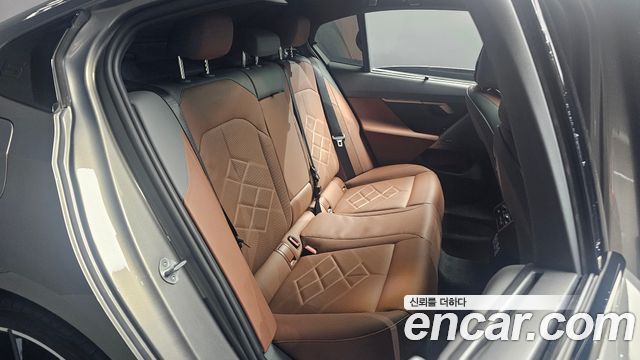 BMW 5 Series (G60) 530i xDrive M Sport 2025 — фото 11