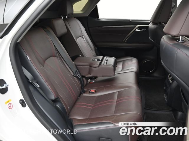 Lexus RX450h (IV) Executive 2017 — фото 16