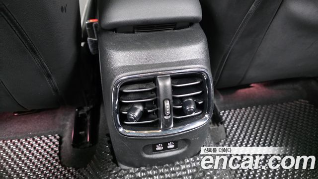 MINI Cooper S Clubman Standard 2nd 2021 — фото 18