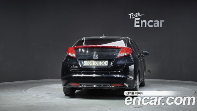 Honda Civic 1.8 Euro 9th 2013 — фото 4