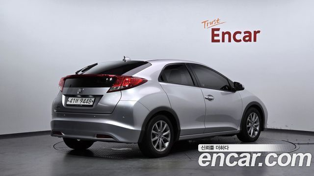 Honda Civic 1.8 Euro 9th 2013 — фото 2