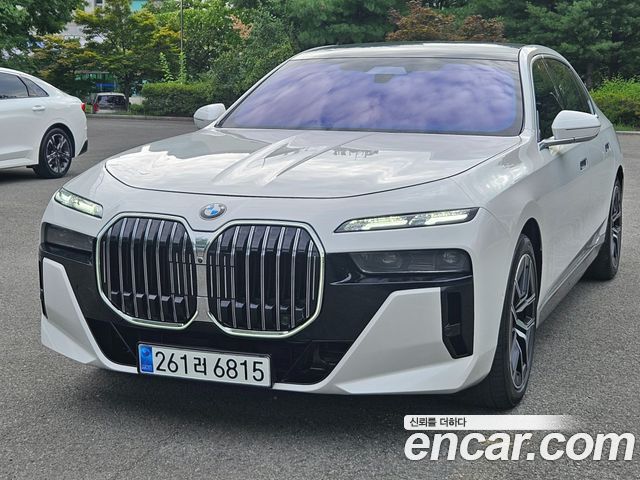 BMW 7 Series (G70) 740i xDrive M Sport 2024 — фото 3