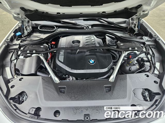 BMW 7 Series (G70) 740i xDrive M Sport 2024 — фото 16